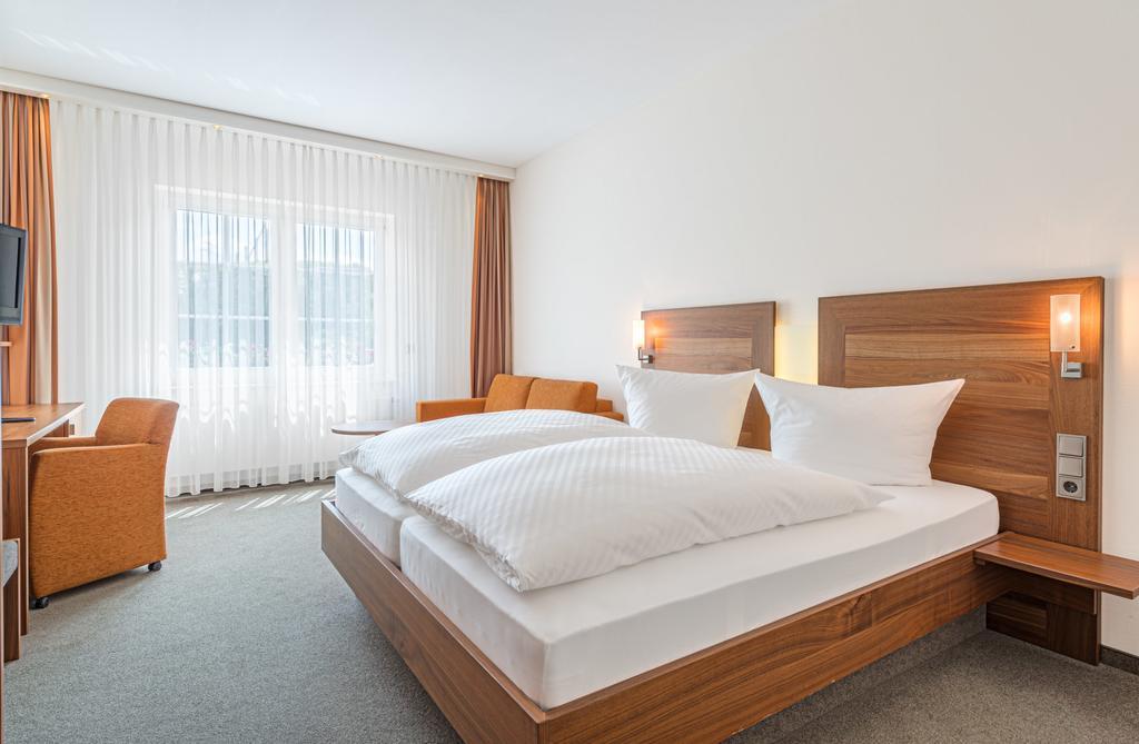Hotel Pfeffermuehle Зиген Экстерьер фото