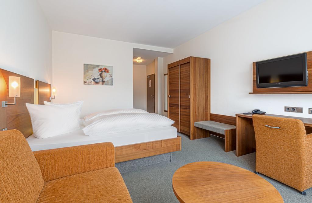 Hotel Pfeffermuehle Зиген Экстерьер фото