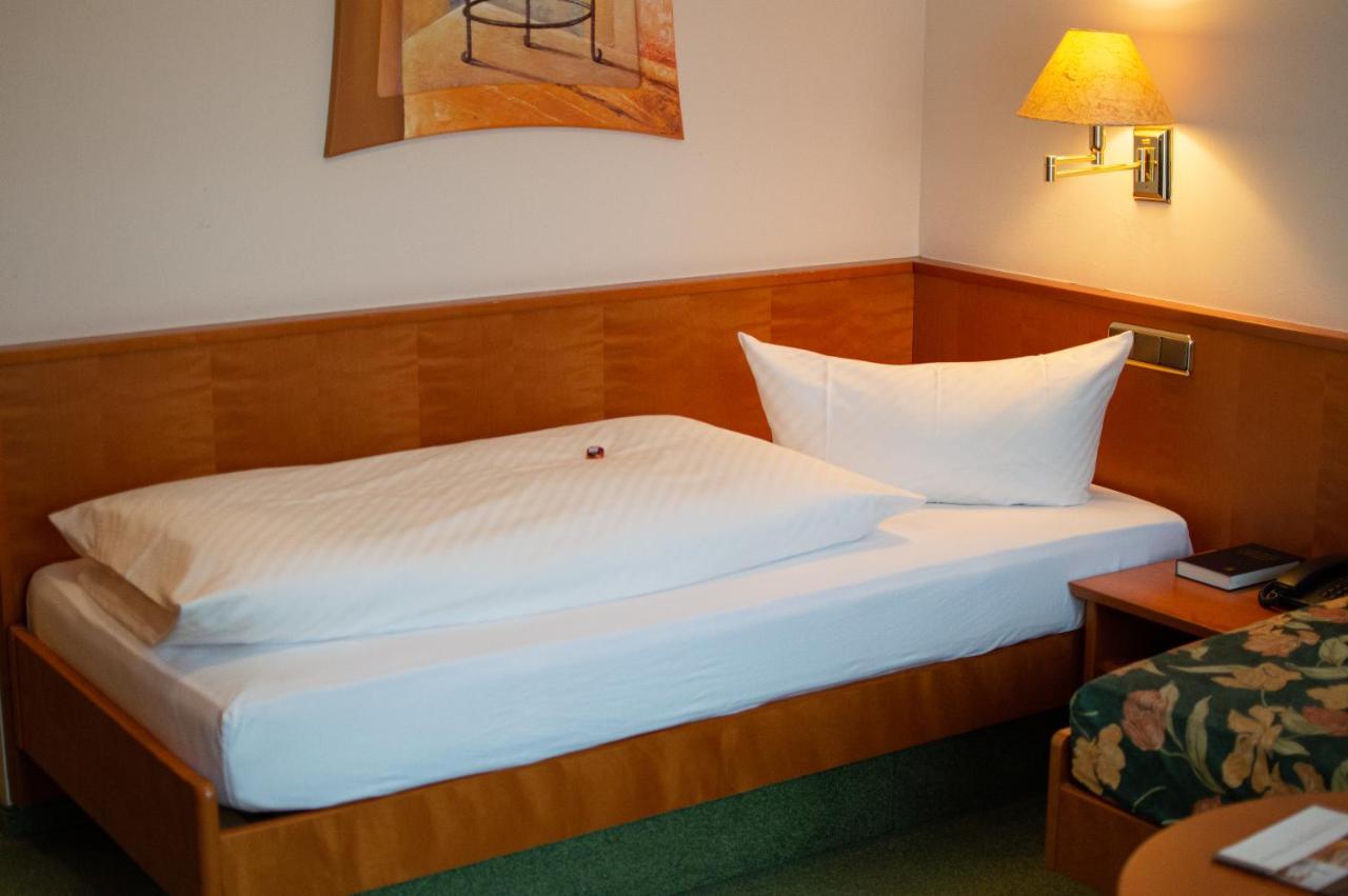 Hotel Pfeffermuehle Зиген Экстерьер фото
